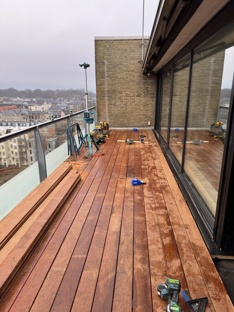 Terrasse og altan i Borup